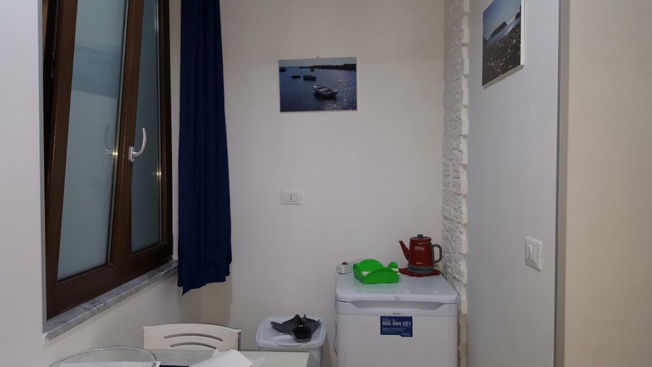 Al Porticciolo Bed and Breakfast Salerno Buitenkant foto