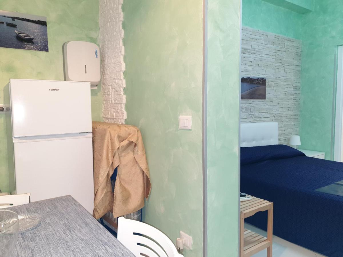 Al Porticciolo Bed and Breakfast Salerno Buitenkant foto